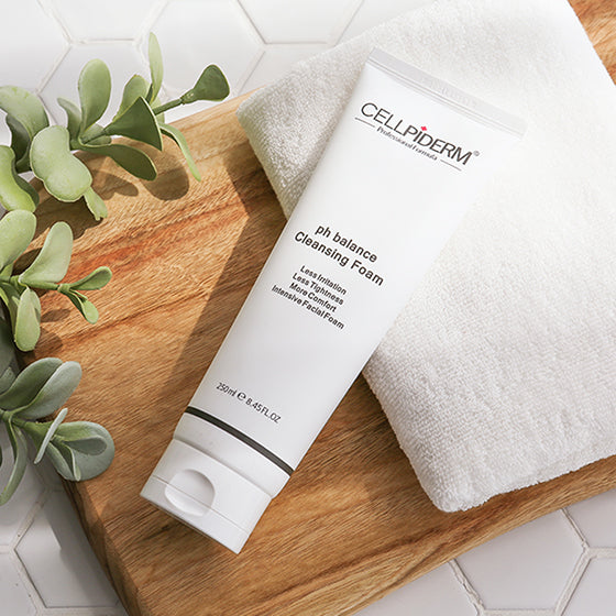 pH Balance Cleansing Foam