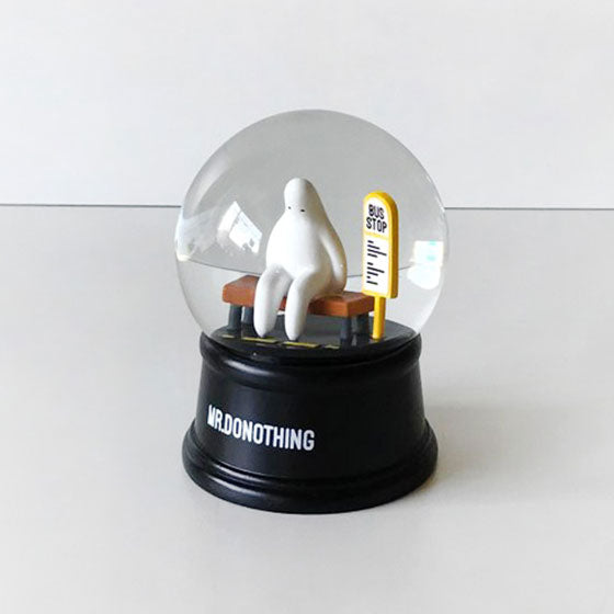 Snow globe for bedroom-bus stop